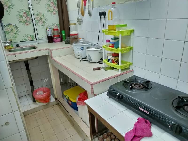 Apartment for Sale at Taman Pusat Kepong - William Yeoh - Kitchen - PropertyGuru.com.my