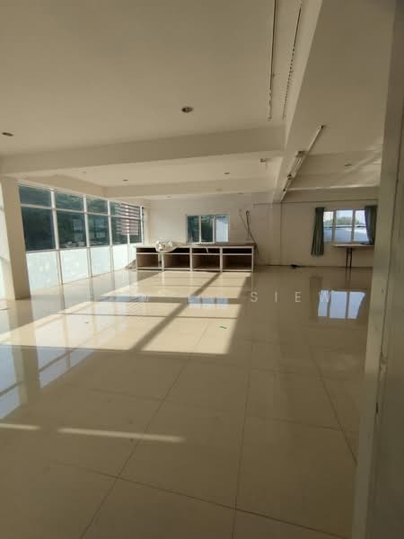 Semi-D Factory for Sale in Kawasan Perindustrian Balakong (Balakong) - Yeow Li Siew - PropertyGuru.com.my