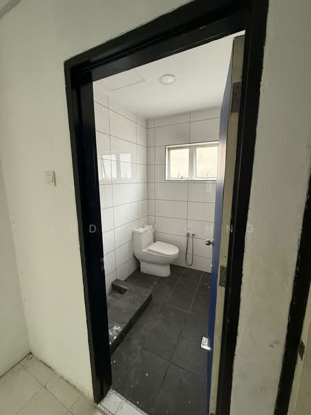 Pejabat untuk Disewa di Taman Tun Dr Ismail (Kuala Lumpur) - Andrew Chng - Bathroom - PropertyGuru.com.my