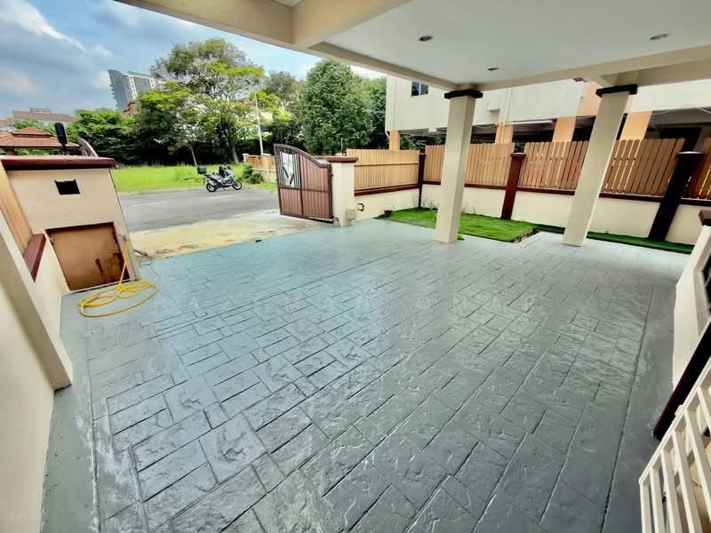 Rumah Teres 2 Tingkat untuk Dijual di Bandar Mahkota Cheras (Cheras) - Hazeman Omar - Exterior - PropertyGuru.com.my