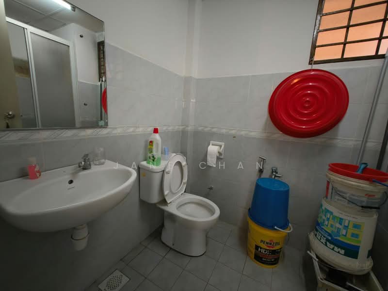 Kondominium untuk Disewa di Paradesa Tropika II - Jane Chan - Bathroom - PropertyGuru.com.my