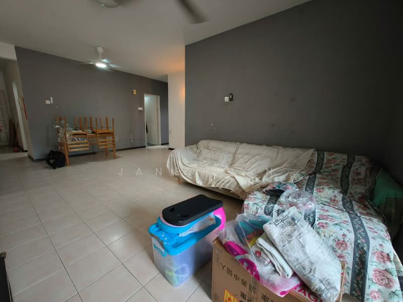 Kondominium untuk Disewa di Paradesa Tropika II - Jane Chan - Living Room - PropertyGuru.com.my