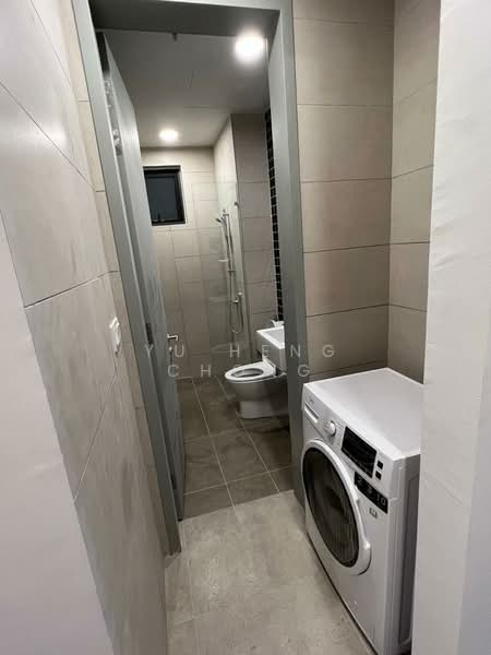 Service Residence for Sale at Union Suites - Yu Heng Chong - Bathroom - PropertyGuru.com.my