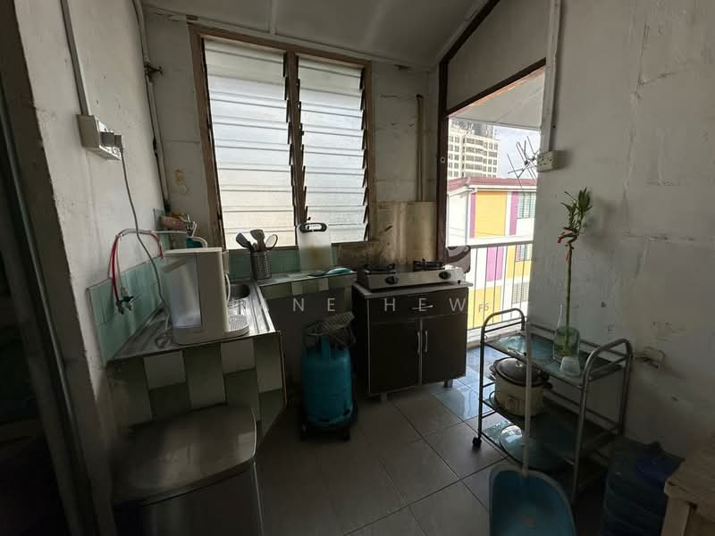 Rumah Flat untuk Dijual di Seksyen 1 Wangsa Maju Flat - Jane Hew - Kitchen - PropertyGuru.com.my