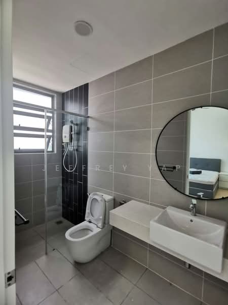 Service Residence for Rent at The Cruise Residence - Jeffrey Yap - Bathroom - PropertyGuru.com.my