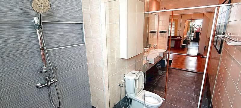Townhouse for Rent in Petaling Jaya (Selangor) - Kelvin Ng - Bathroom - PropertyGuru.com.my