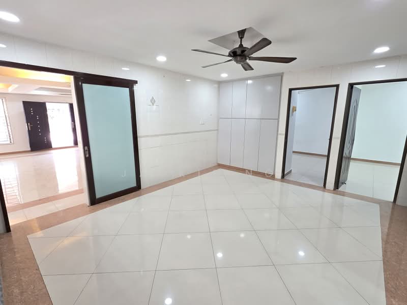 Semi-Detached House for Sale in Seksyen 25 (Shah Alam) - Jackie Ng - Interior - PropertyGuru.com.my