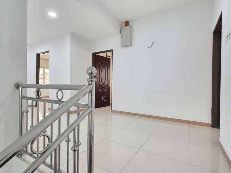 Semi-Detached House for Sale in Seksyen 25 (Shah Alam) - Jackie Ng - Interior - PropertyGuru.com.my