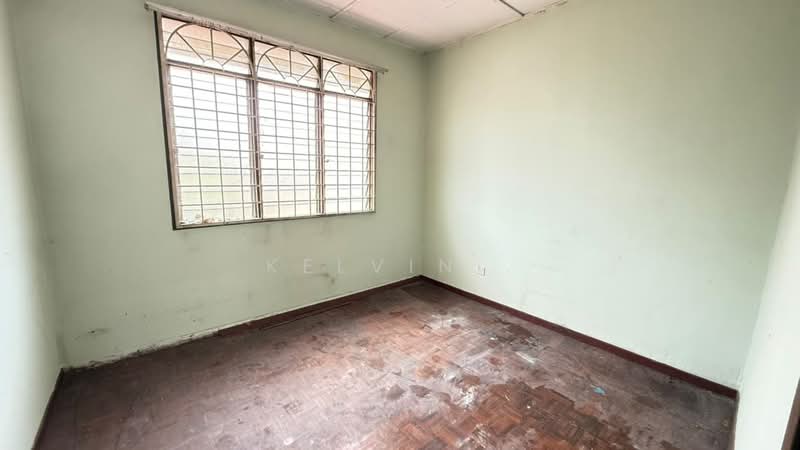 2-storey Terraced House for Sale in Bandar Bukit Beruntung (Bukit Beruntung) - Kelvin . - Interior - PropertyGuru.com.my