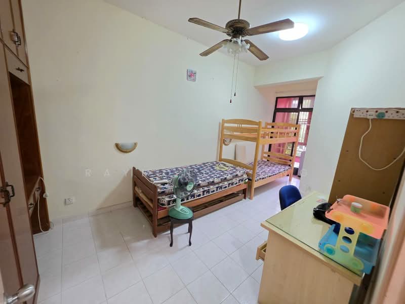 Pangsapuri untuk Dijual di Genting Permai Resort - Raymond Wong - Bedroom - PropertyGuru.com.my