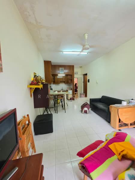 Pangsapuri untuk Dijual di Genting Permai Resort - Raymond Wong - Living Room - PropertyGuru.com.my