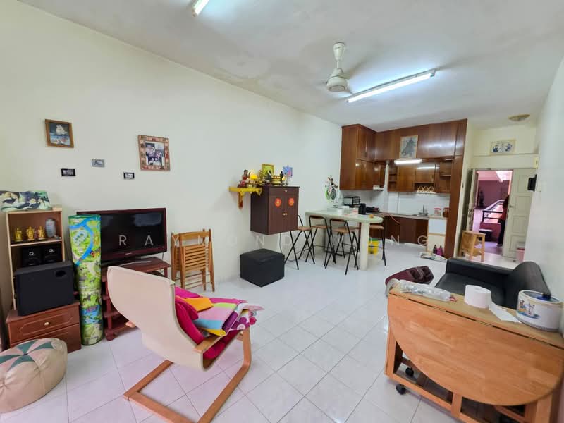 Pangsapuri untuk Dijual di Genting Permai Resort - Raymond Wong - Living Room - PropertyGuru.com.my