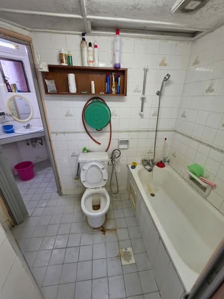 Pangsapuri untuk Dijual di Genting Permai Resort - Raymond Wong - Bathroom - PropertyGuru.com.my