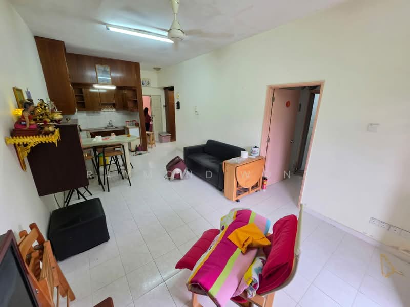 Pangsapuri untuk Dijual di Genting Permai Resort - Raymond Wong - Living Room - PropertyGuru.com.my