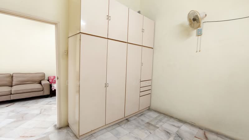 Rumah Teres 1 Tingkat untuk Dijual di Ipoh (Perak) - David Wong - Living Room - PropertyGuru.com.my