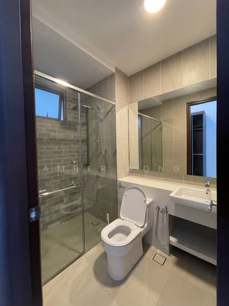 Condominium for Sale at Queens Residences Q1 @ Queens Waterfront - Amber Wong - Bathroom - PropertyGuru.com.my