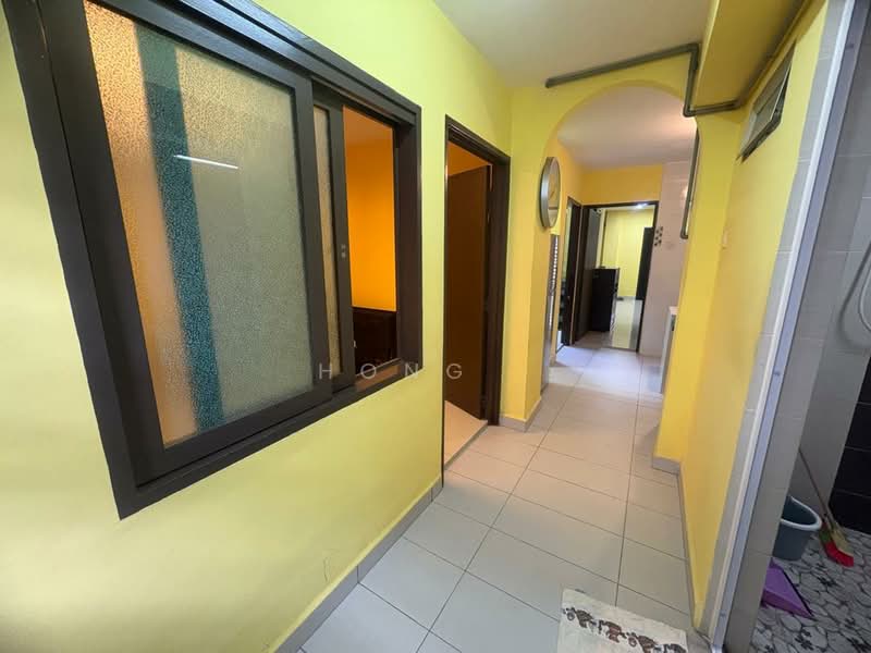 1.5-storey Terraced House for Sale in Fettes Park (Tanjung Tokong) - Hong . - Corridor - PropertyGuru.com.my