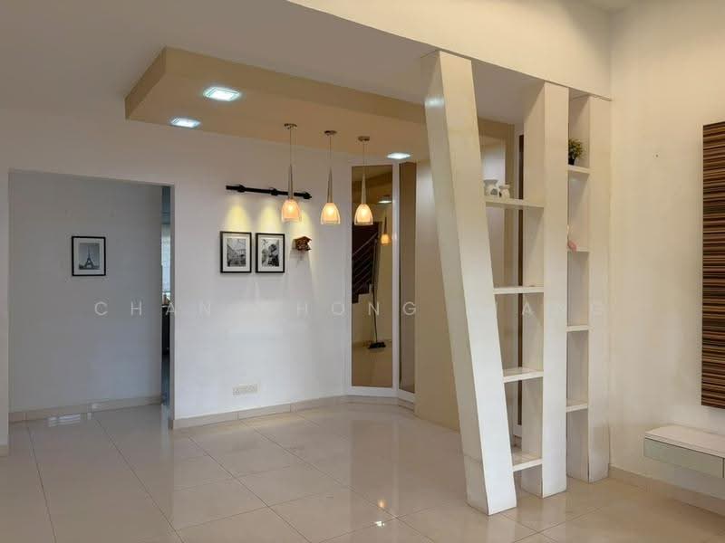 Rumah Teres 2-Tingkat untuk Dijual di Taman Putra Prima (Puchong) - Chan Chong Liang - Living Room - PropertyGuru.com.my