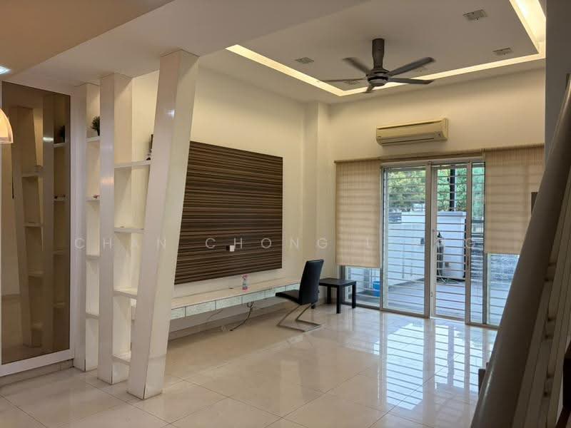 Rumah Teres 2-Tingkat untuk Dijual di Taman Putra Prima (Puchong) - Chan Chong Liang - Living Room - PropertyGuru.com.my
