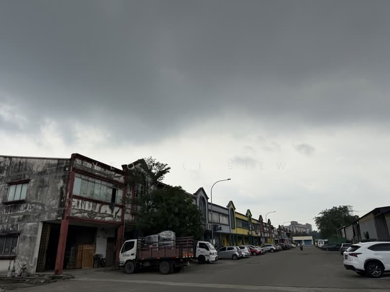 Semi-D Factory for Sale in Seksyen 34 (Shah Alam) - Yeow Li Siew - PropertyGuru.com.my