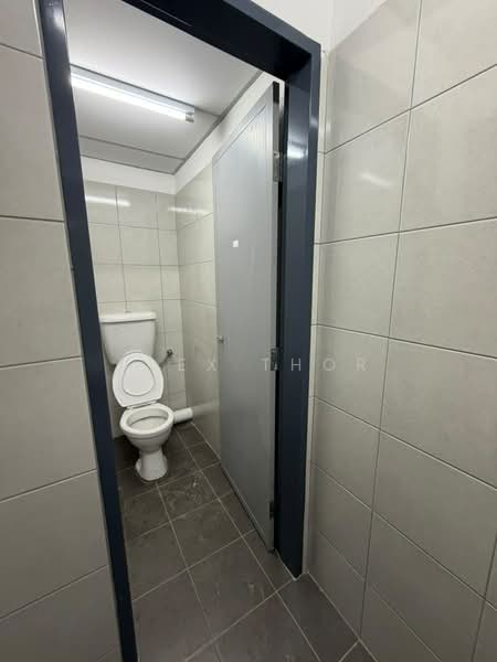 Kilang untuk Disewa di Batu Maung (Penang) - Alex Thor - Bathroom - PropertyGuru.com.my