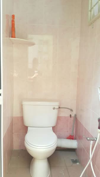 Rumah Teres 1 Tingkat untuk Dijual di Fettes Park (Tanjung Tokong) - Hong . - Bathroom - PropertyGuru.com.my