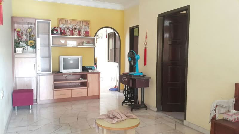 Rumah Teres 1 Tingkat untuk Dijual di Fettes Park (Tanjung Tokong) - Hong . - Living Room - PropertyGuru.com.my