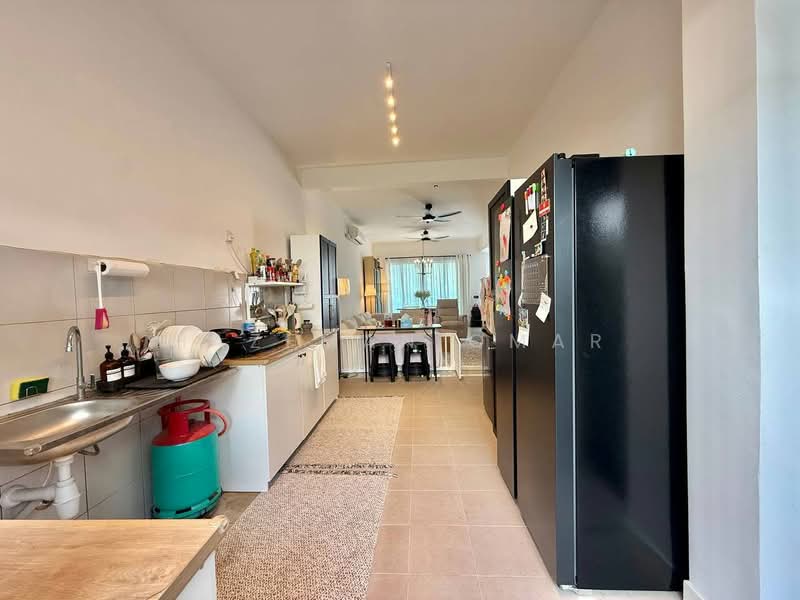 Rumah Teres 2 Tingkat untuk Dijual di Sepang (Selangor) - Hazeman Omar - Kitchen - PropertyGuru.com.my