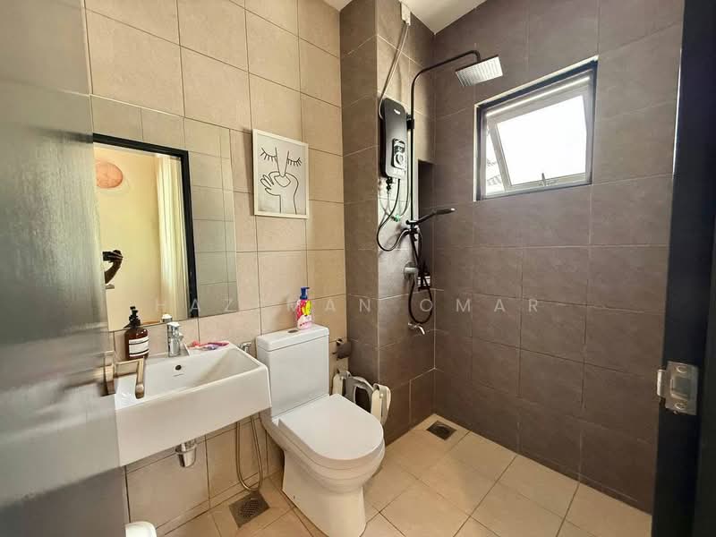 Rumah Teres 2 Tingkat untuk Dijual di Sepang (Selangor) - Hazeman Omar - Bathroom - PropertyGuru.com.my
