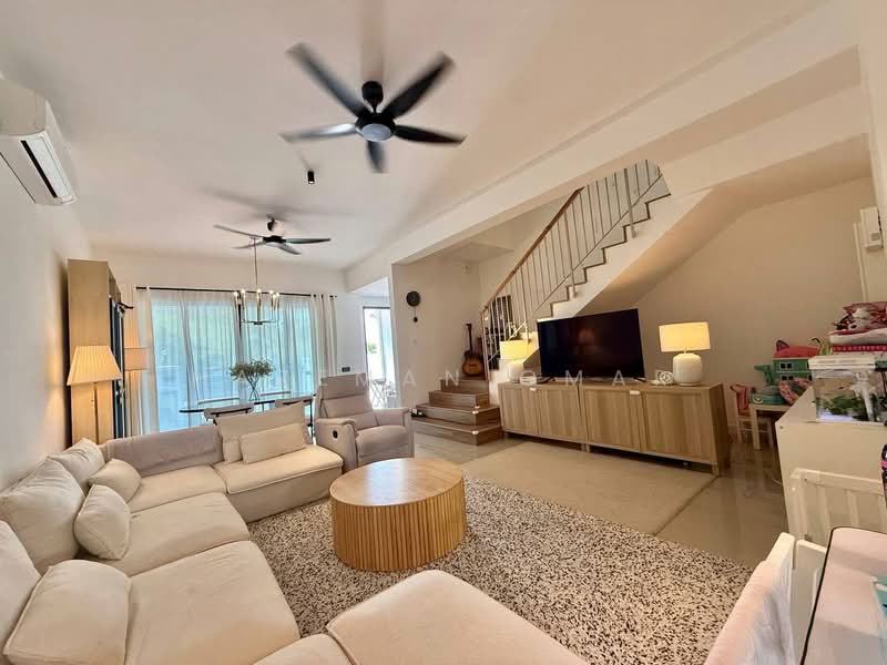 Rumah Teres 2 Tingkat untuk Dijual di Sepang (Selangor) - Hazeman Omar - Living Room - PropertyGuru.com.my