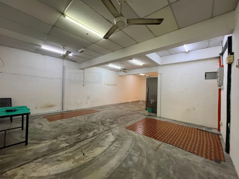 Shop / Office for Rent in Puncak Alam (Selangor) - Eric Yap - Interior - PropertyGuru.com.my
