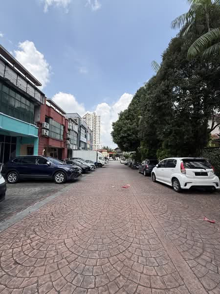 Shop / Office for Rent in Taman Damansara Aliff (Tampoi) - Kratos Wong - PropertyGuru.com.my