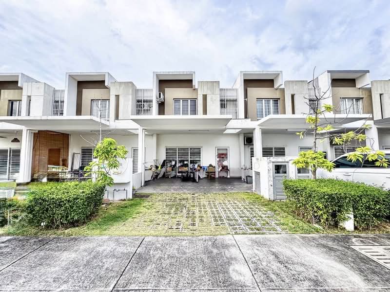 2-storey Terraced House for Sale in Cybersouth (Dengkil) - Alif Saad - PropertyGuru.com.my