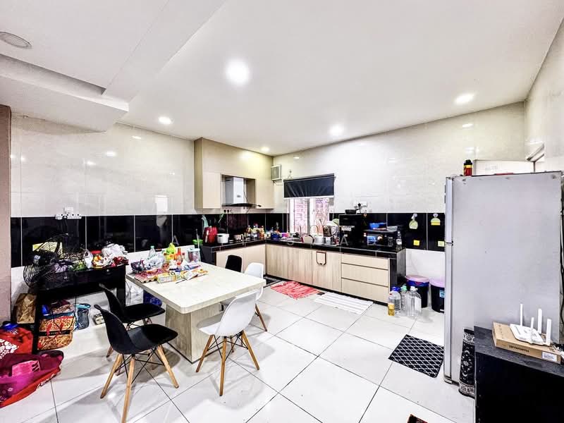 2-storey Terraced House for Sale in Cybersouth (Dengkil) - Alif Saad - PropertyGuru.com.my