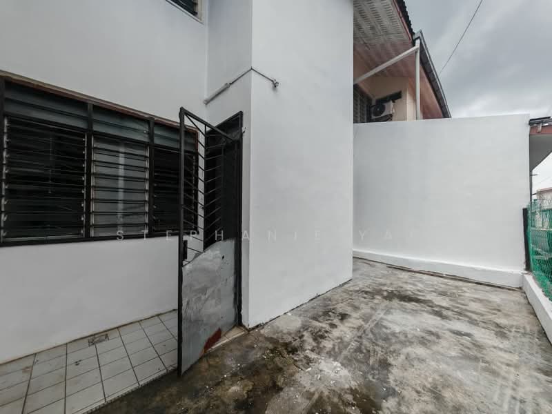 Rumah Teres 1.5 Tingkat untuk Disewa di Taman Perling (Perling) - Stephanie Yap - Exterior - PropertyGuru.com.my