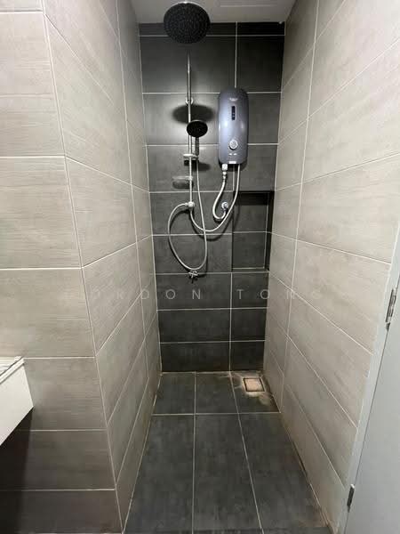 Kondominium untuk Disewa di Platinum Arena - Gordon Tong - Bathroom - PropertyGuru.com.my