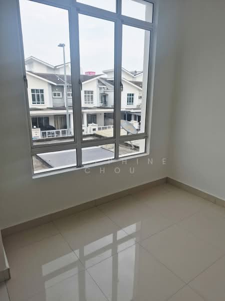 Rumah Berkembar untuk Dijual di D'Kayangan (Shah Alam) - Josephine Chou - View - PropertyGuru.com.my