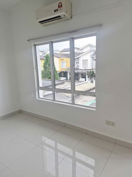 Rumah Berkembar untuk Dijual di D'Kayangan (Shah Alam) - Josephine Chou - View - PropertyGuru.com.my