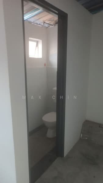 Kedai untuk Disewa di Ipoh (Perak) - Max Chin - Bathroom - PropertyGuru.com.my