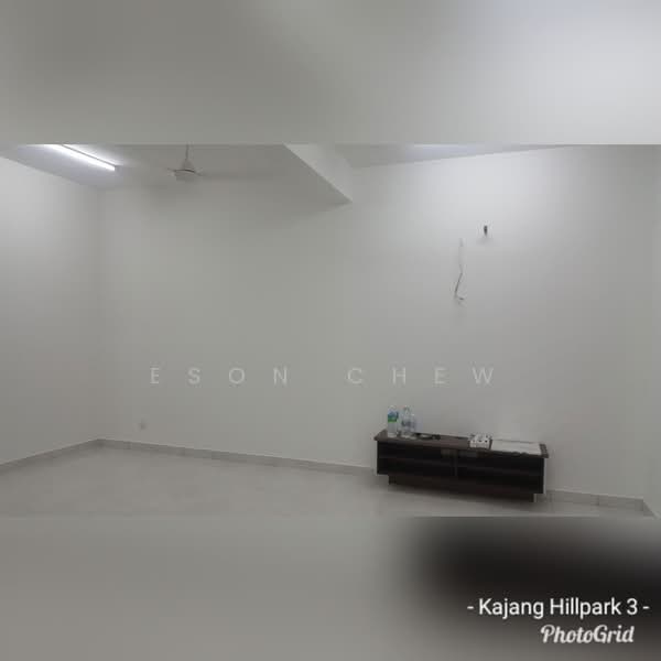 Rumah Teres 2 Tingkat untuk Disewa di Kajang (Selangor) - Eson Chew - Living Room - PropertyGuru.com.my
