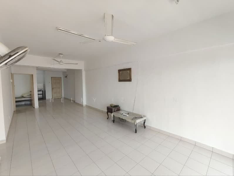 Pangsapuri untuk Disewa di Mandy Villa - HELMY IZZUDIN - Living Room - PropertyGuru.com.my