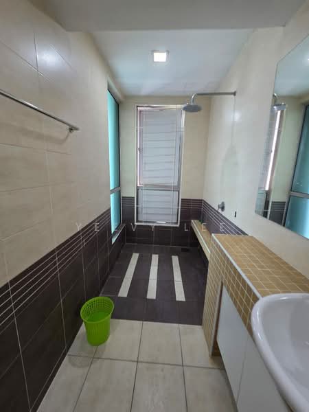 Kondominium untuk Disewa di Casa Indah 2 - Yeevy Lee - Bathroom - PropertyGuru.com.my