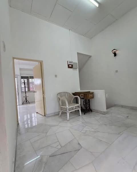2-storey Terraced House for Rent in Taman Dermawan (Ipoh) - Daniel Chee - PropertyGuru.com.my