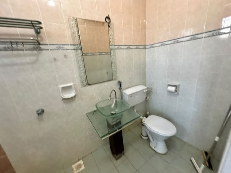 Rumah Teres untuk Dijual di Taman Batu Berendam Putra (Batu Berendam) - How Liew - PropertyGuru.com.my