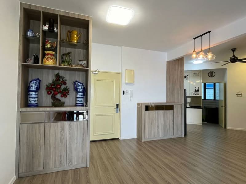 Servis Apartment untuk Dijual di Atlantis Residences (Pangsapuri Atlantis Kota Syahbandar) - Nic Low - Living Room - PropertyGuru.com.my