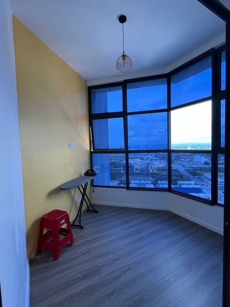 Servis Apartment untuk Dijual di Atlantis Residences (Pangsapuri Atlantis Kota Syahbandar) - Nic Low - View - PropertyGuru.com.my