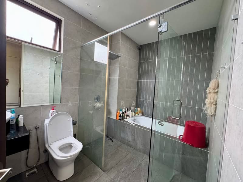 Rumah Berkembar untuk Dijual di Bukit Jelutong (Shah Alam) - Aida Ramli - PropertyGuru.com.my