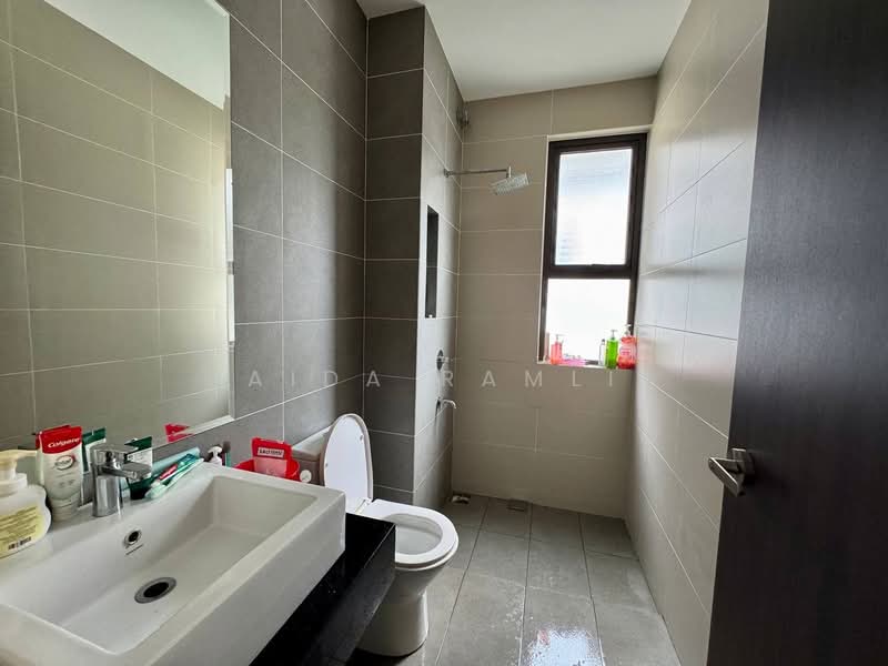 Rumah Berkembar untuk Dijual di Bukit Jelutong (Shah Alam) - Aida Ramli - PropertyGuru.com.my