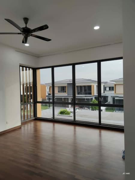 Rumah Berkembar untuk Dijual di Setia Alam (Selangor) - Cassey Lim - PropertyGuru.com.my
