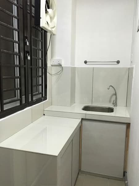 Servis Apartment untuk Disewa di D'Ambience Residences (Pangsapuri Ikatan Flora) - Stephanie Yap - Kitchen - PropertyGuru.com.my